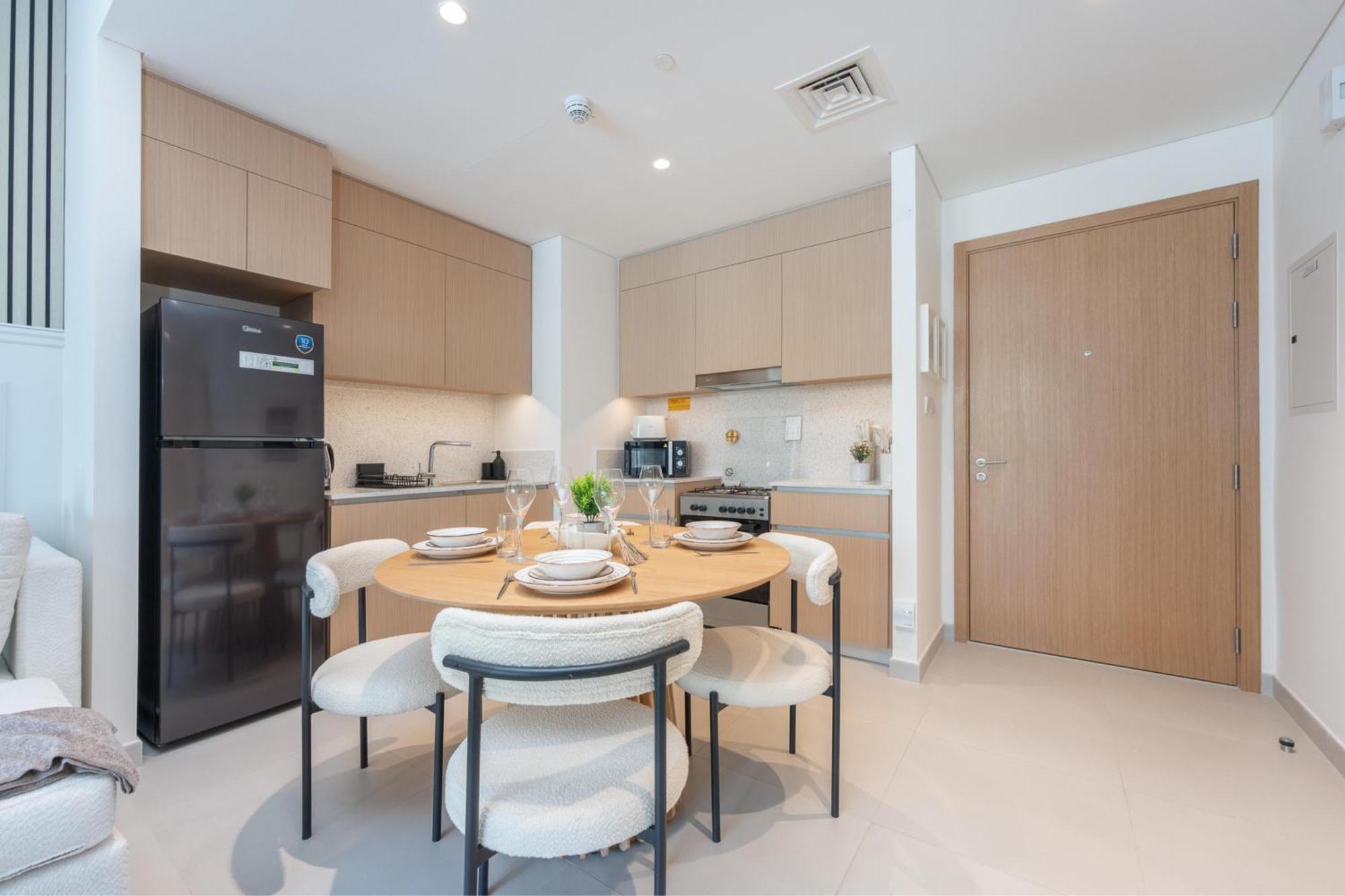 Havn - 1 Bedroom In Bayshore 2, Creek Apartment